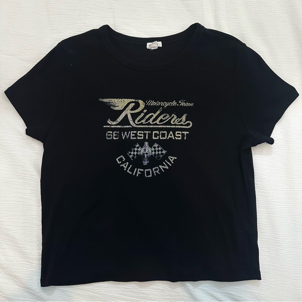 Garage Graphic Cropped Tee